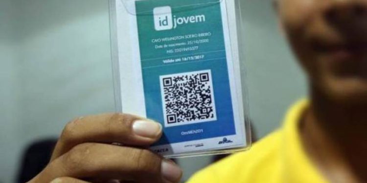ID Jovem: benefício dá direito a passagens gratuitas e oferece descontos em eventos.
