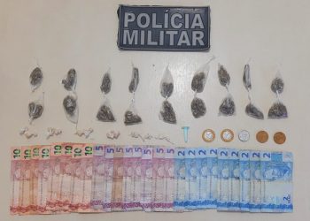 Guriri: PM apreende drogas e simulacro de arma de fogo
