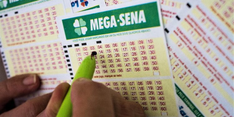 Mega-Sena sorteia prêmio acumulado de R$ 7,5 milhões nesta quarta-feira