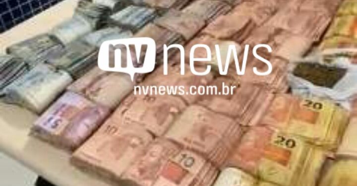 Suspeito de chefiar o tráfico de drogas em Interlagos é preso com R$ 170 mil escondido no teto