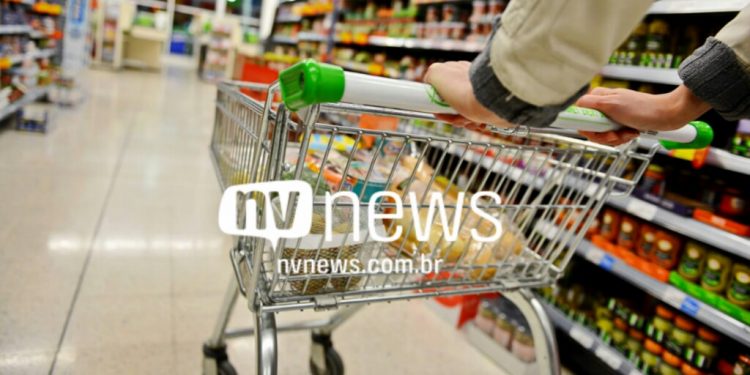 Associação de supermercados diz que não faltarão alimentos na quarentena mais rígida no ES