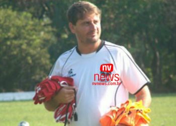 Giuliano Pariz define equipe que irá enfrentar a Desportiva neste sábado (24)