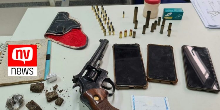 Operação Integrada VI: PC e PM prendem duas pessoas, apreendem armas, drogas e munições em Vila Valério