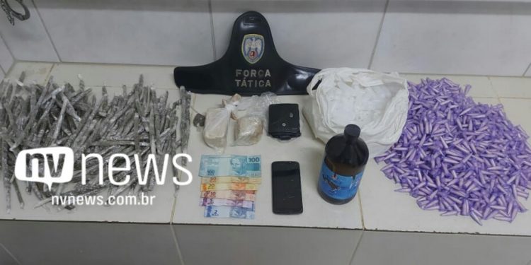 Ousadia: Traficante é preso com cocaína e maconha dentro de ônibus da Secretaria de Saúde de Nova Venécia