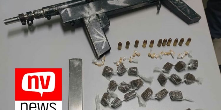 Menor é apreendido com metralhadora e drogas em Nova Venécia e mulher é presa em Montanha