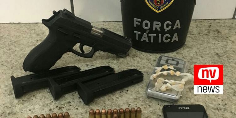 Jovem de 19 anos é preso com arma de fogo, munição e drogas em Boa Esperança
