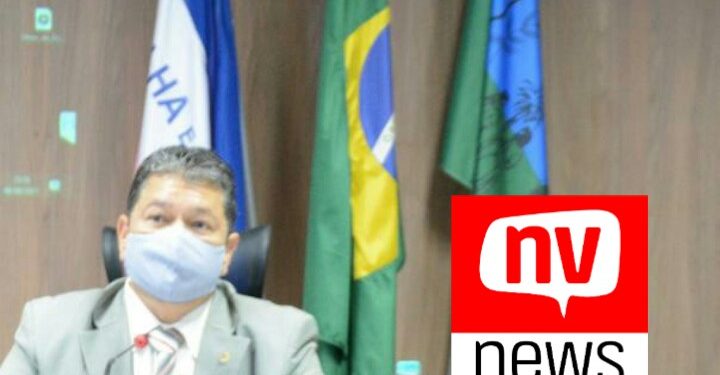 Criada por Paulo Fundão, homenagem ao “Professor Destaque” vira lei