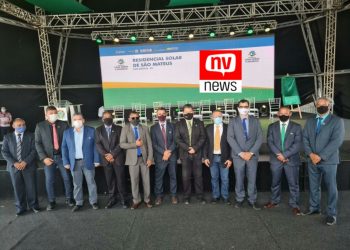 Vereadores participam da agenda do Presidente que veio a São Mateus entregar casas populares