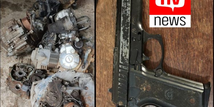 PM encontra 23 motores de motocicletas em oficina que era usada como desmanche em Boa Esperança