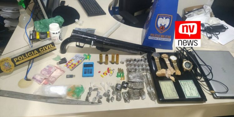 Operação conjunta da PM e PC prende duas pessoas, armas, munições, drogas e produtos ilícitos em Montanha