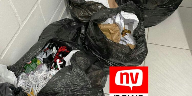 Documentos destruídos são encontrados em sala de gabinete de prefeito de São Mateus