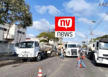 Paulo Fundão e Delermano Suim representam a Câmara em reunião com Caffeu e Casagrande