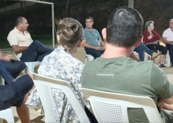 Prefeito Marcos Guerra de Jaguaré visita comunidade e discute melhorias para a região