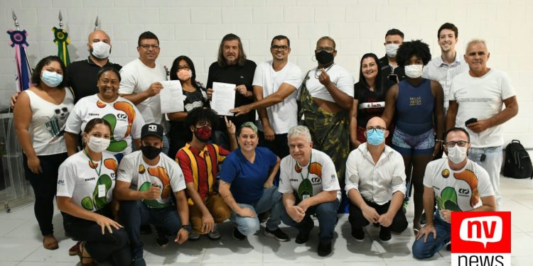 Prefeito Daniel Santana dá posse ao primeiro Conselho Municipal da Juventude de São Mateus