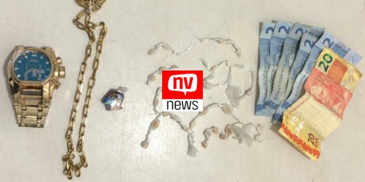 Menor de 15 anos é apreendido com crack e maconha em Guriri