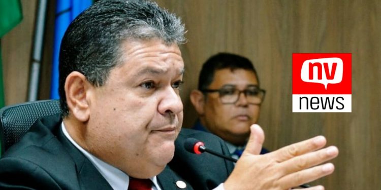 Projeto de Paulo Fundão autoriza compra de livros de autores mateenses