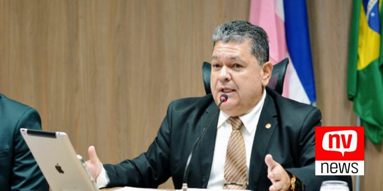 Paulo Fundão indica calçamento de ruas e avenidas do bairro Liberdade