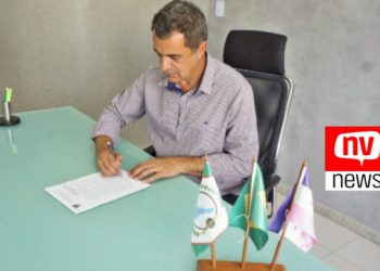 Prefeito Marcos Guerra sanciona Lei de revisão salarial de 10% que beneficia todo o funcionalismo público