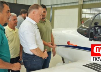 Governador do Estado  e o prefeito de Jaguaré Marcos Guerra visitam fábrica da Sling em Jaguaré