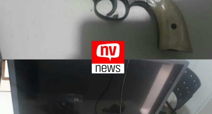 Dois homens são presos por porte ilegal de arma de fogo e  furto a residência  em Vila Valério.