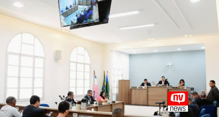 Vereadores aprovam mais 10 indicações e cinco projetos de lei