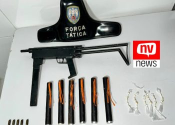 Policiais do 12°BPM apreende Submetralhadora, artefatos explosivos e drogas no Centro de Linhares