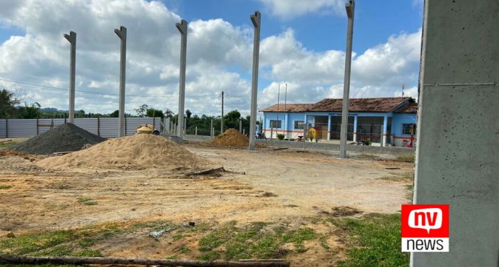 Prefeitura de Jaguaré inicia construção da quadra em Vargem Grande