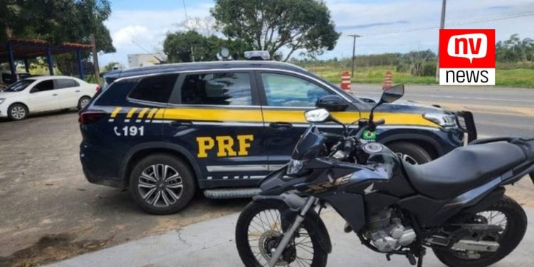 Homem fura blitz da PRF, bate em caminhão, tenta fugir más acaba preso em Linhares