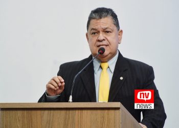 Paulo Fundão cobra providências para 13 ônibus irregulares no transporte escolar em São Mateus