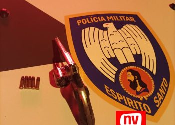 Operação da Polícia Militar resulta na recuperação de motocicleta roubada e detenção de suspeito armado em Ponto Belo