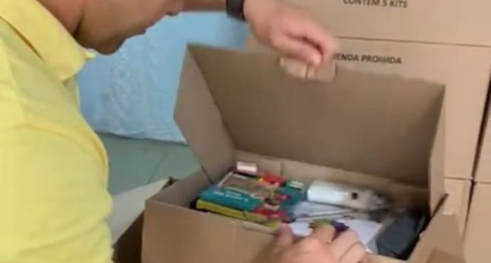 Volta às aulas: chegaram os mais de 4 mil kits escolares para os alunos da rede municipal de São Gabriel