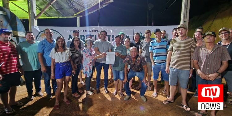 Prefeito Tiago Rocha realiza entrega de Secador de Café para a Associação Flor da Terra Roxa, em São Gabriel da Palha