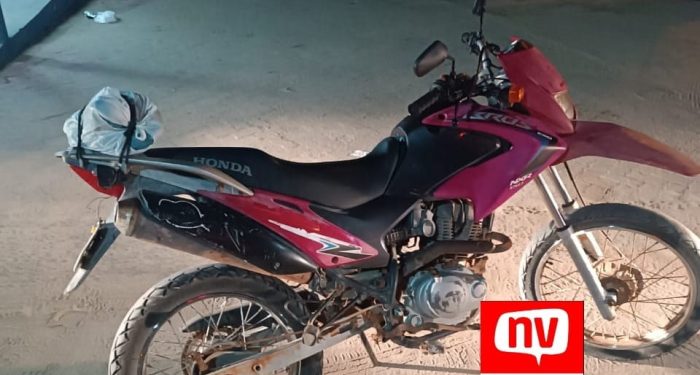 Polícia Militar recupera motocicleta roubada em Guriri