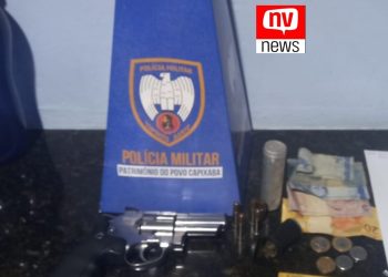 Polícia apreende simulacro e drogas com suspeito em bar no Centro de Vila Pavão