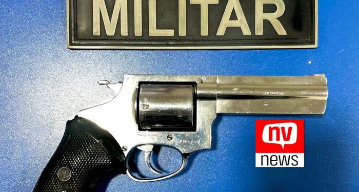 Homem é preso porte ilegal de arma de fogo e munição no Parque das Brisas em São Mateus
