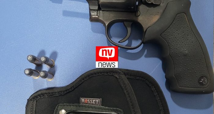Dois homens são detidos com arma após colisão e fuga no bairro Boa Vista em São Mateus