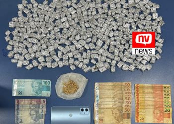 Força Tática flagra suspeito com mochila de drogas e dinheiro, no bairro Vitória em São Mateus