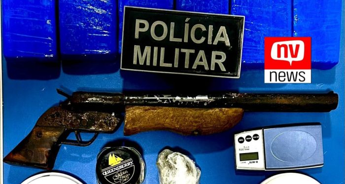 Polícia apreende espingarda e drogas em residência no balneário de Guriri