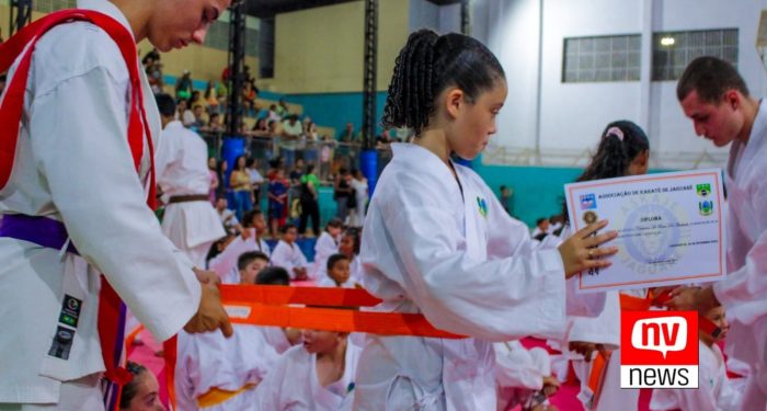 Prefeitura de Jaguaré realiza troca de faixa de 130 caratecas