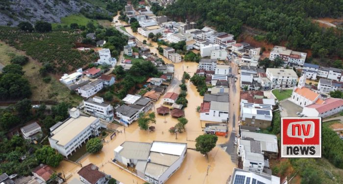 Chuva no ES já deixa mais de mil pessoas fora de casa