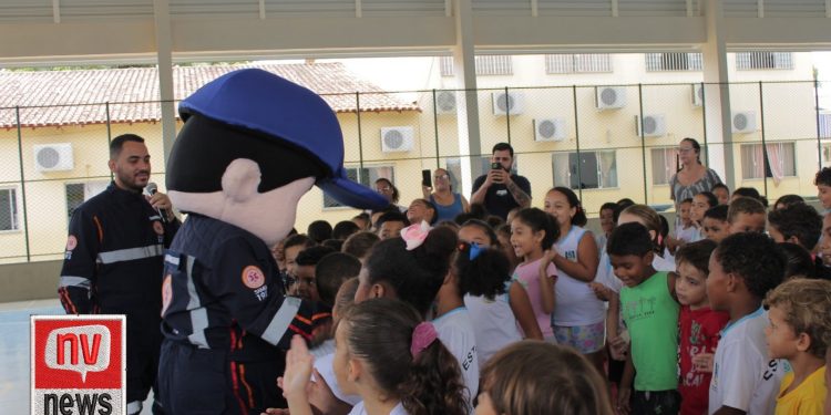 Escola de Jaguaré recebe projeto educacional Samuzinho