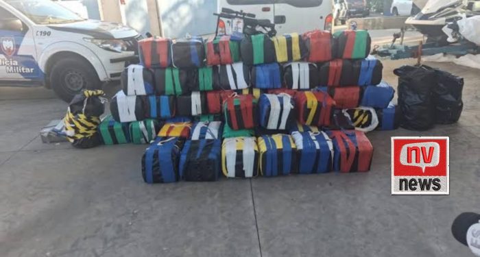 Polícia Militar apreendeu Uma tonelada de cocaína e um fuzil