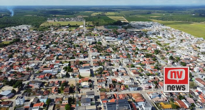 Prefeitura entrega mais de 150 escrituras de regularização fundiária em Jaguaré
